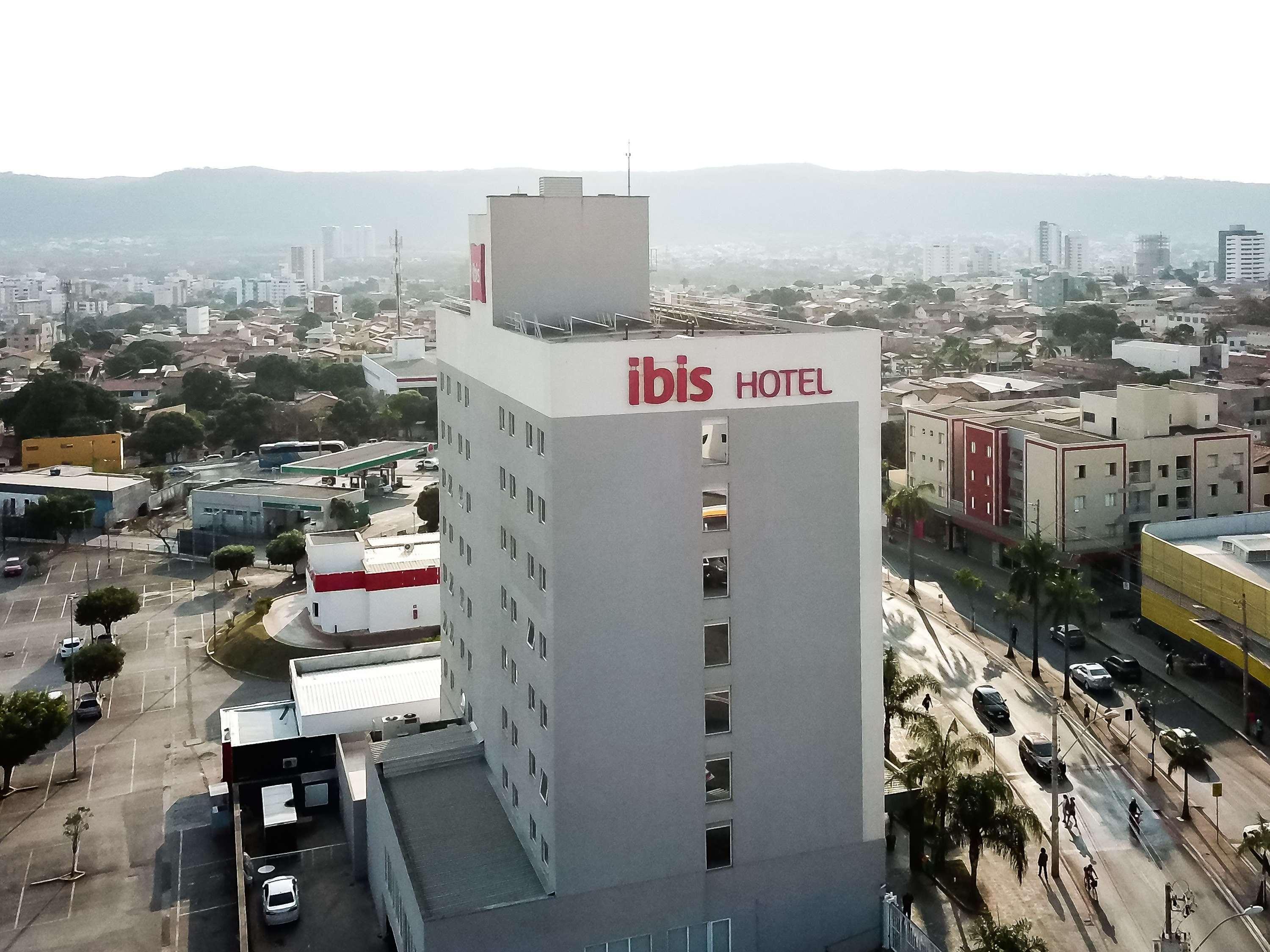 Ibis Montes Claros Shopping Hotel Екстериор снимка